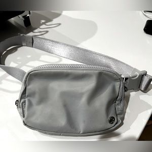 Lululemon Everywhere Belt Bag 1L